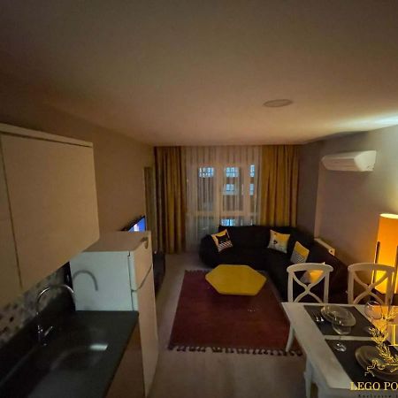 Close Airport,Mall Of Antalya Shopping Center,Tram Station 외부 사진