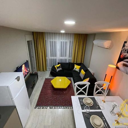 Close Airport,Mall Of Antalya Shopping Center,Tram Station 외부 사진