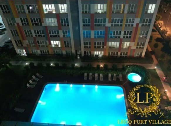 Close Airport,Mall Of Antalya Shopping Center,Tram Station 외부 사진