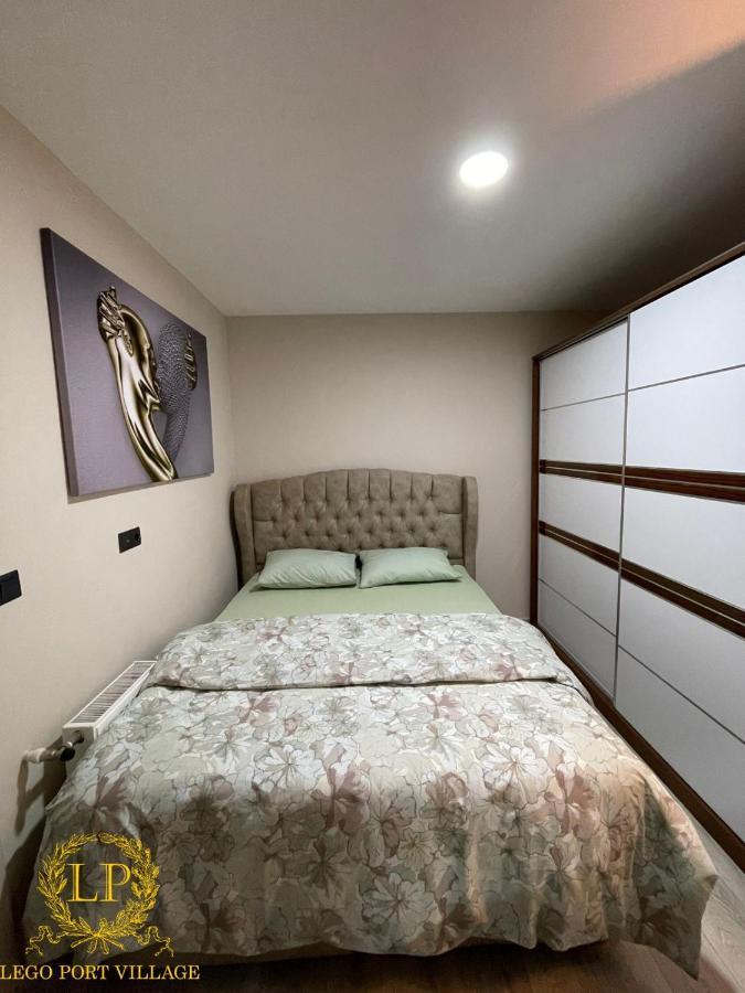 Close Airport,Mall Of Antalya Shopping Center,Tram Station 외부 사진